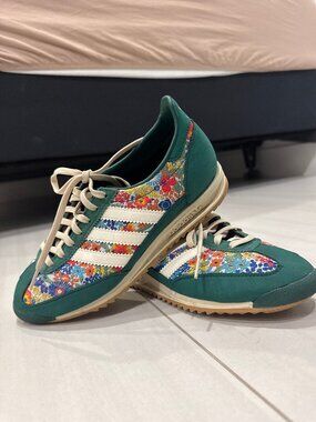 adidas Liberty London Floral Sneakers Women’s 6